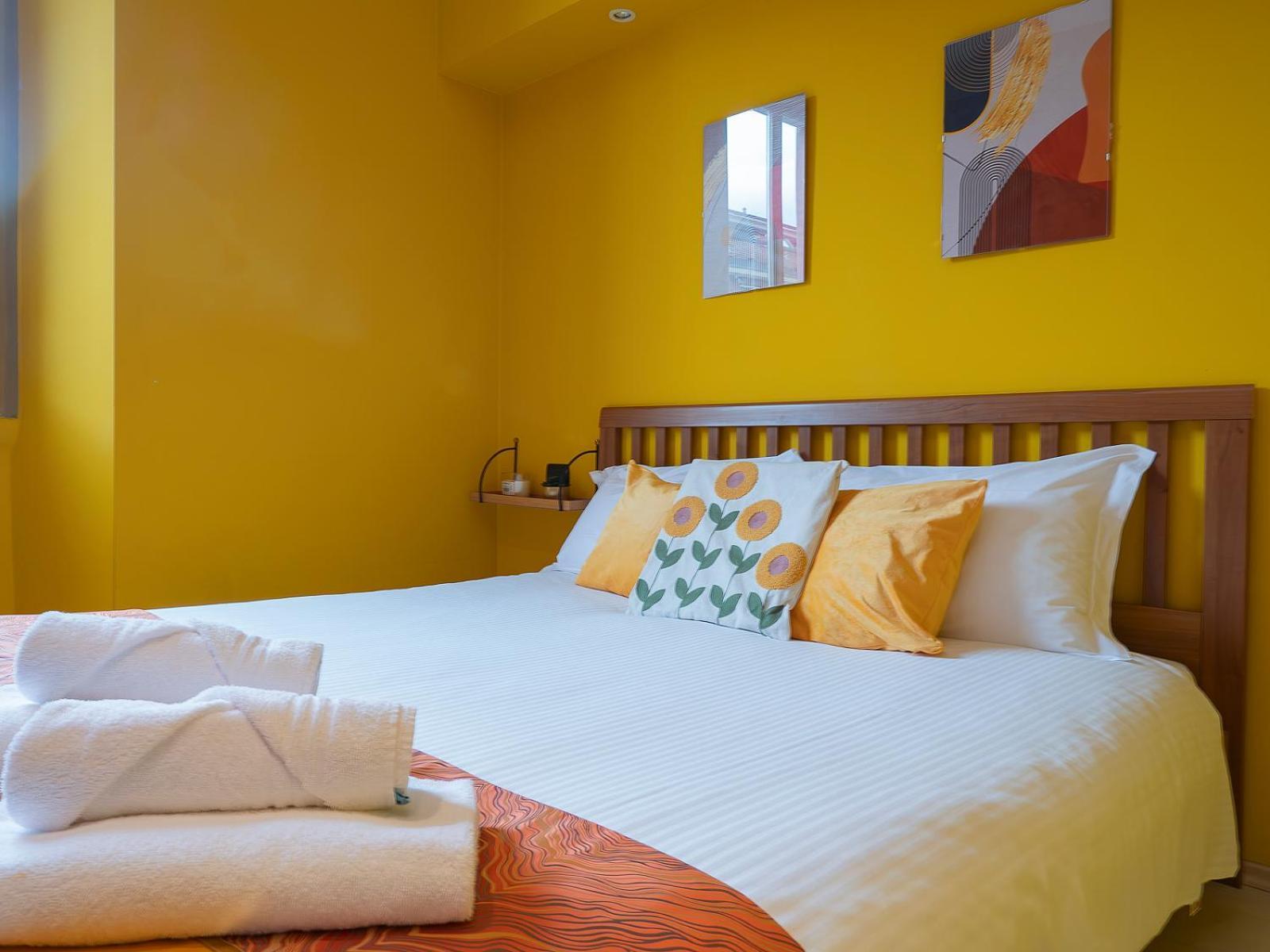 Xenia Apartments - Colorful Apartment In Fiera Area Milano Eksteriør bilde